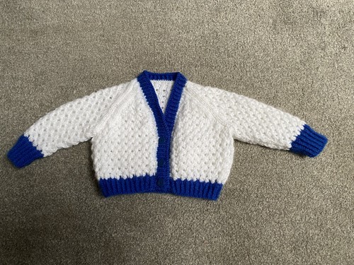 Neu handgestrickt mit - b.neu-handgestrickt,